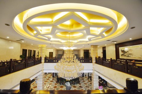 新密鲁班喜悦酒店