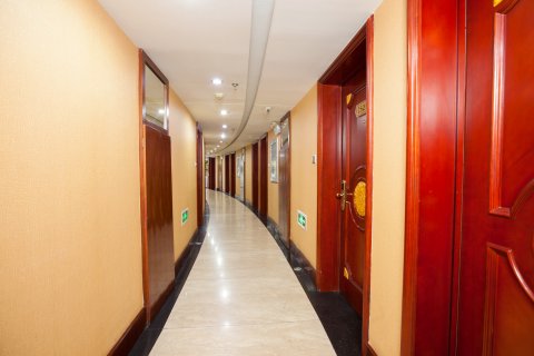 君晖酒店(沈阳北站店)