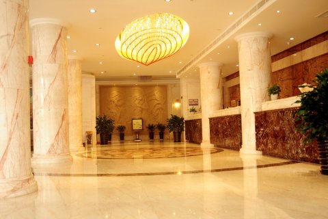 平阳豪庭商务宾馆(平阳高铁站店)