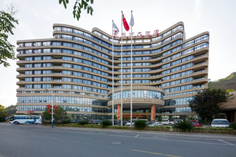 东方大酒店(开化临湖路店)