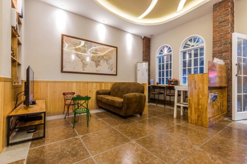 三亚夏末花开海岸客栈(三亚湾吉祥街有轨电车站店)