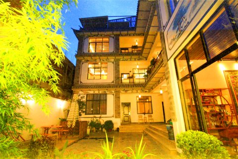 大理古城宿荷客栈