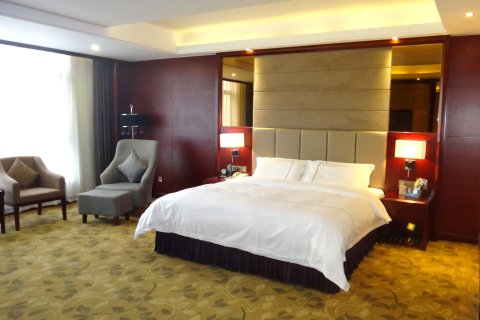 湘乡华龙华天大酒店