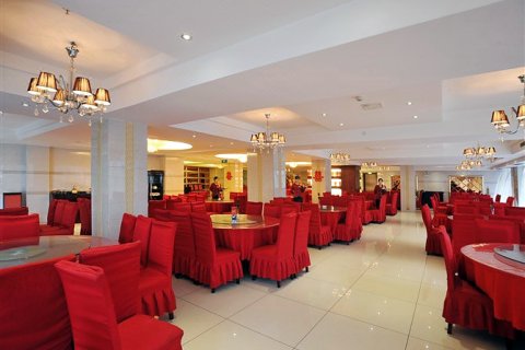 利川君临景绣大酒店