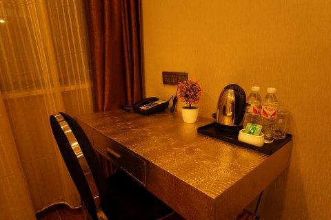 桐梓渝华商务酒店