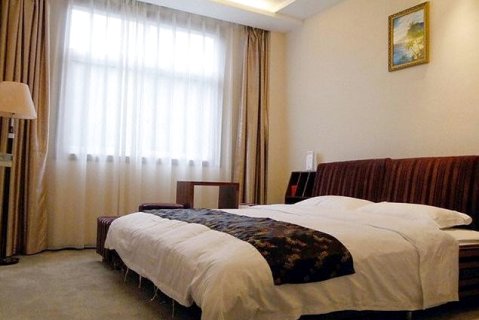 利川君临景绣大酒店