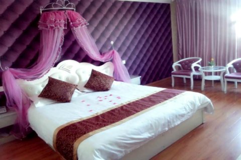 乌鲁木齐芙蓉名帝商务宾馆(天山国际机场店)