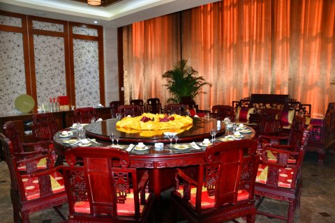 乳山福如东海书画院酒店