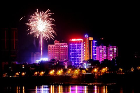 石棉长征梦大酒店