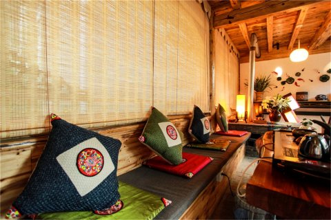 千屿觅云观景别院(丽江古城大水车店)