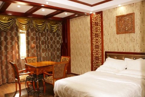 仪陇爱丁堡风情酒店