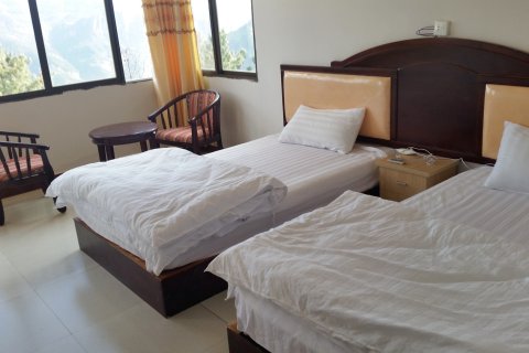 轿子雪山印象酒店