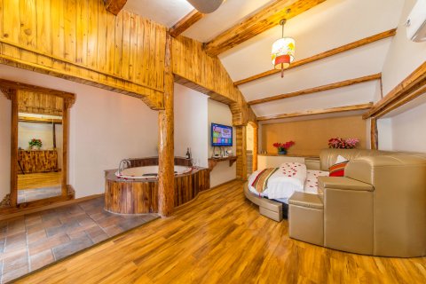 千屿觅云观景别院(丽江古城大水车店)