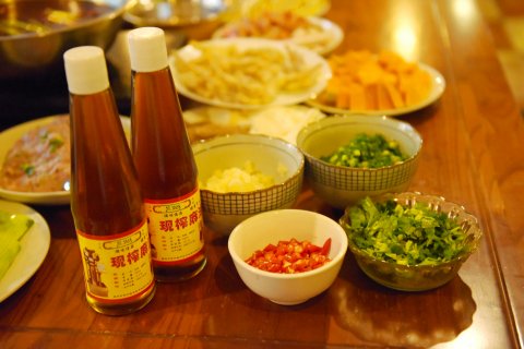 逅山梯民宿(重庆解放碑洪崖洞店)