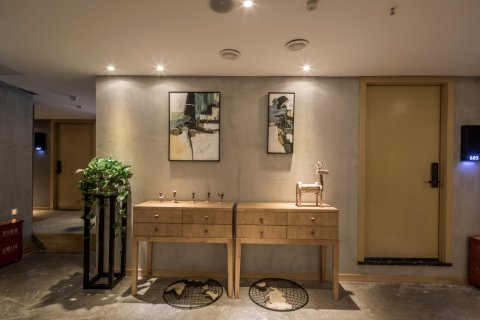 一舍酒店(重庆解放碑长江索道店)