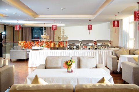 稻城稻亚·澜悦酒店(亚丁天街店)