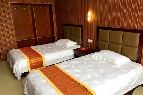 平舆九龙洗浴宾馆