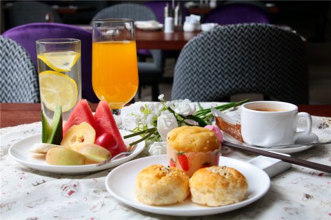 嘉峪关广场假日酒店(东湖景区英雄广场店)