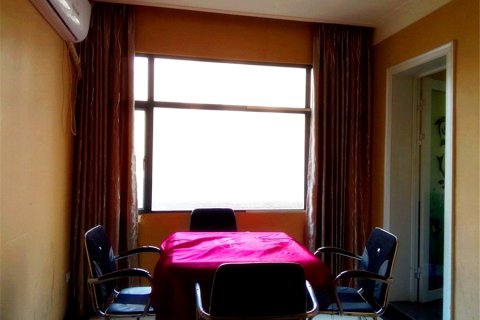 丹江口皇冠快捷宾馆