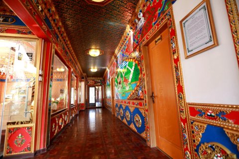 丹巴圣地映像文化主题客栈