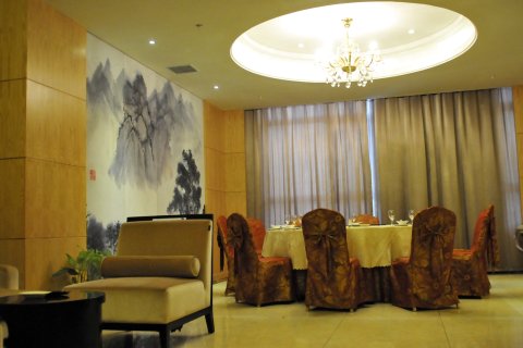 信丰桃江大酒店