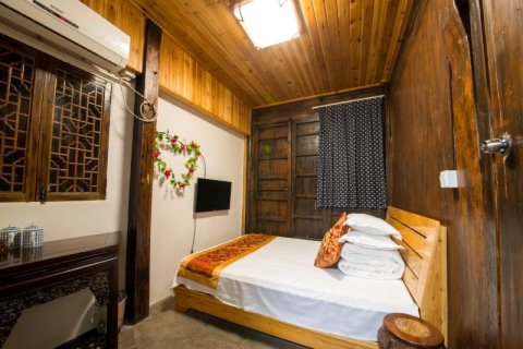 西递贵府堂客栈