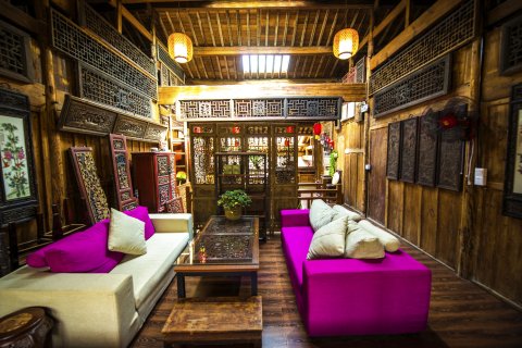 西递贵府堂客栈