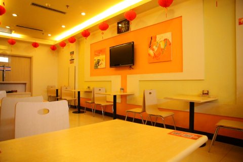 菏泽万客隆酒店