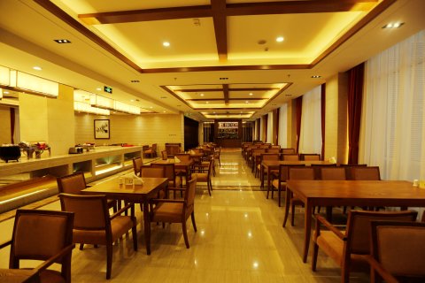 赤峰美林谷四季山酒店