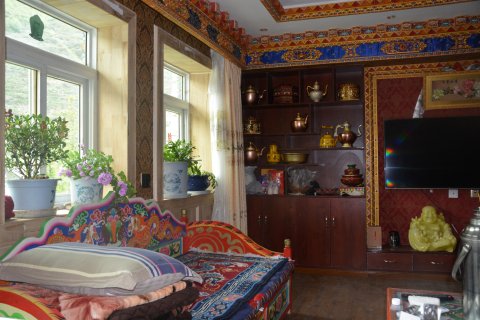 马尔康西行客栈