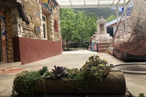 马尔康西行客栈