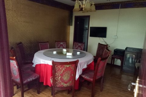 仲巴雅江源宾馆