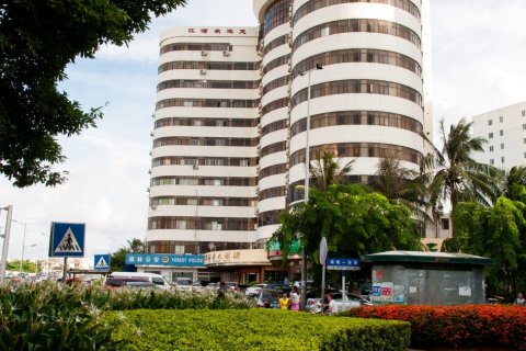 江湾海景大酒店(骑楼老街海南大学店)