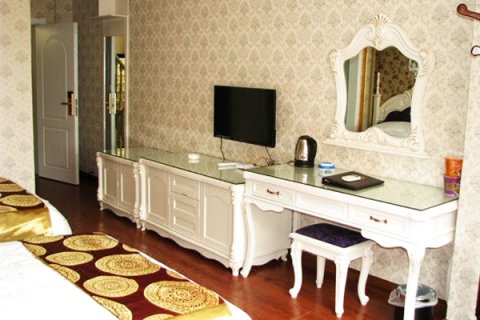 鹤庆兴阳商务酒店