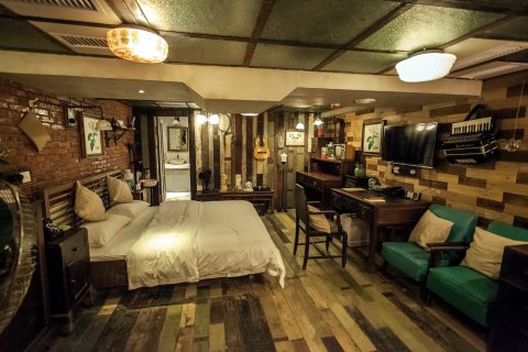 武汉堂舍旧时光民宿