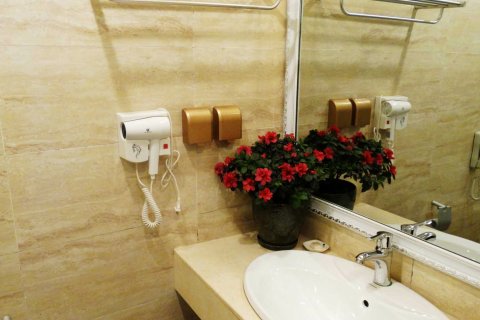 果洛威斯特大酒店