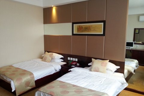 滦县龙翔花园酒店