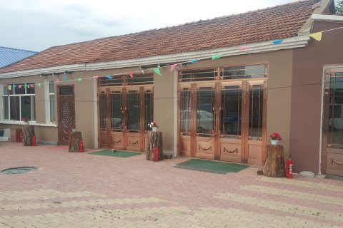 根河洪金家庭客栈