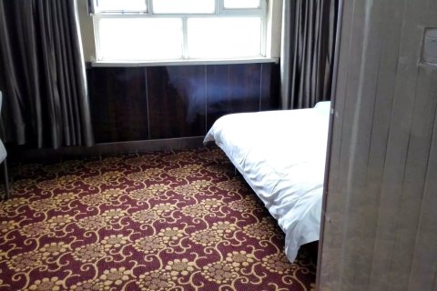 晋唐商务宾馆(吉木萨尔广场店)