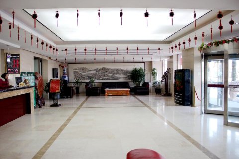 凌海宏泰商务宾馆