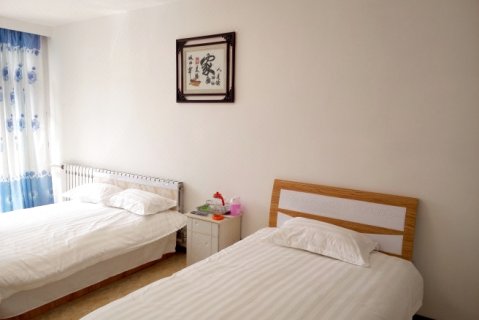 根河洪金家庭客栈