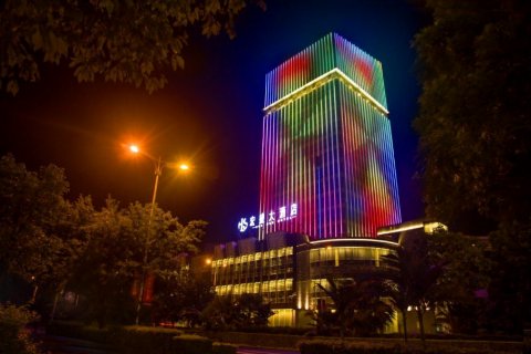 米易宏盛大酒店