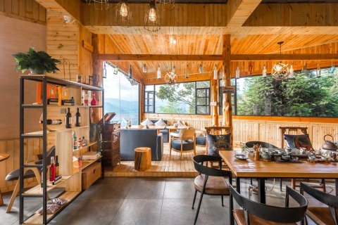 花筑·龙胜月上山舍客栈(龙脊梯田九龙五虎观景台店)