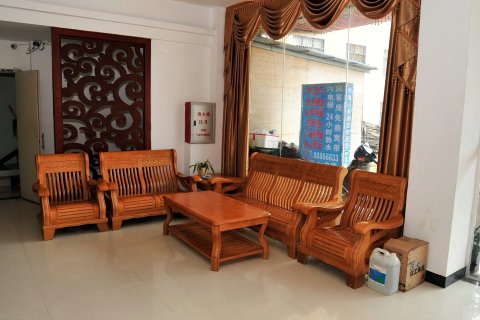 三亚华逸商务酒店