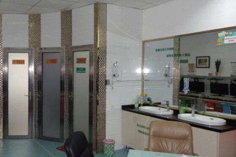 兴化太空舱青年宾馆