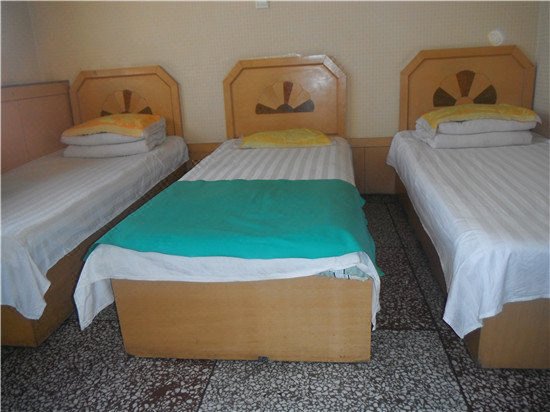 评分    暂无评论河曲向阳街32号4河曲九曲楼旅馆老式招待所的感觉