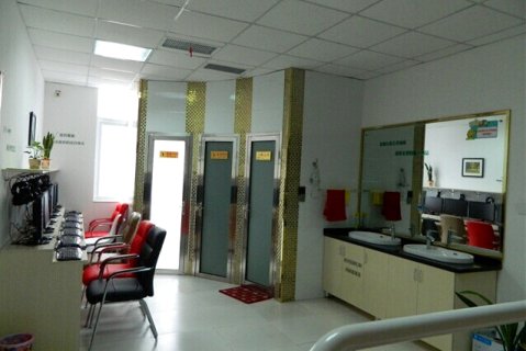 兴化太空舱青年宾馆