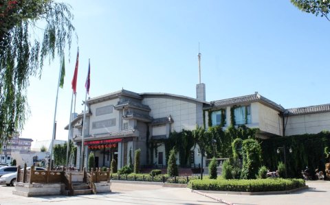 靖边县紫靖城生态园林酒店