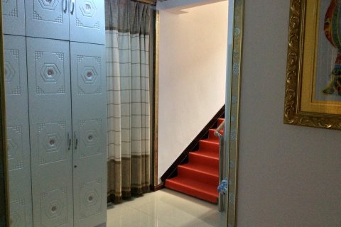 科右前旗东东时尚宾馆