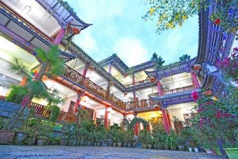 云岭春光别院 (大理古城店)